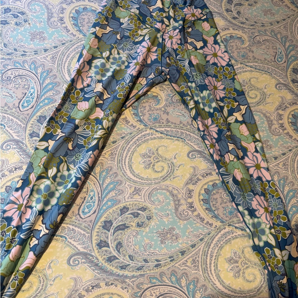 Aerie Floral Leggings - Blue and Green